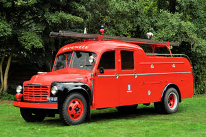 STUDEBAKER  [1953]